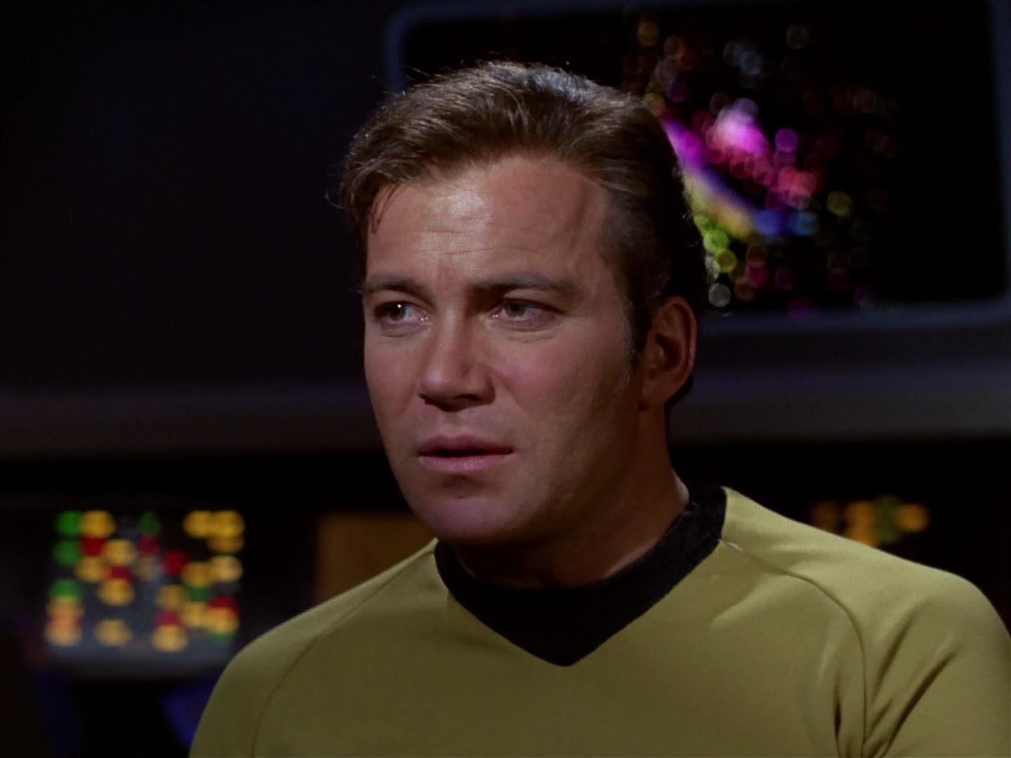 ariane179254_StarTrek_3x18_TheLightsOfZetar_1717.jpg