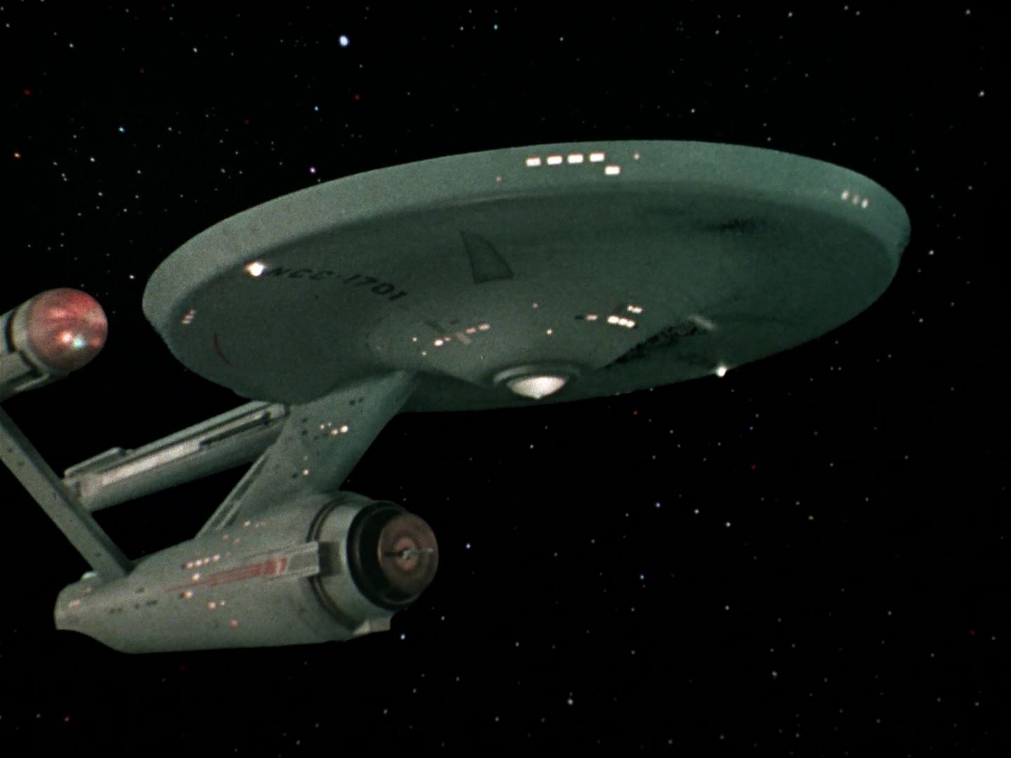 ariane179254_StarTrek_3x21_TheCloudMinders_0004.jpg