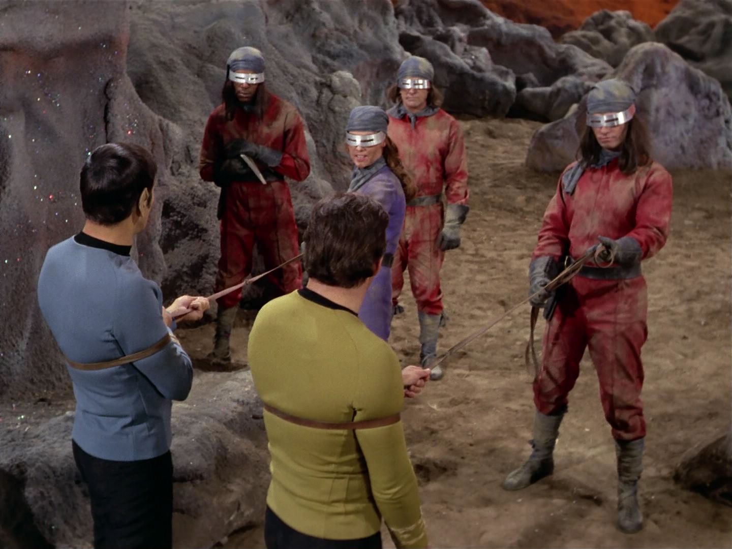 ariane179254_StarTrek_3x21_TheCloudMinders_0296.jpg
