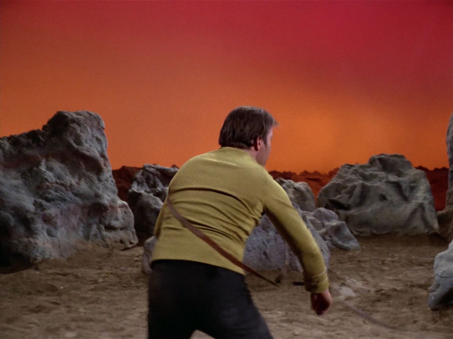 ariane179254_StarTrek_3x21_TheCloudMinders_0309.jpg
