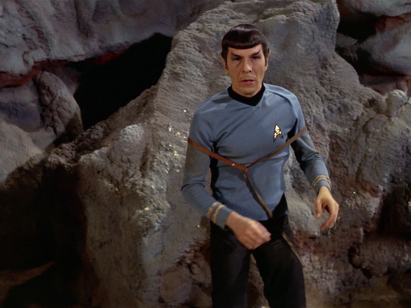 ariane179254_StarTrek_3x21_TheCloudMinders_0339.jpg