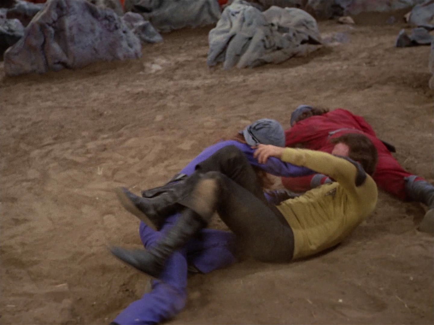 ariane179254_StarTrek_3x21_TheCloudMinders_0346.jpg
