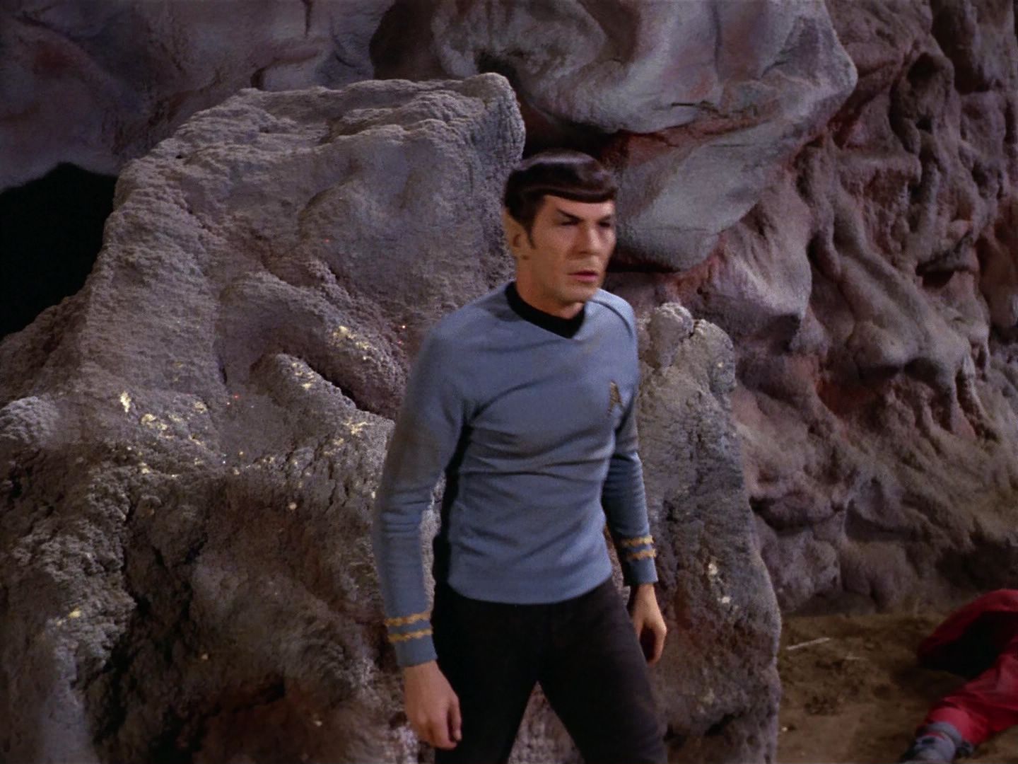 ariane179254_StarTrek_3x21_TheCloudMinders_0383.jpg