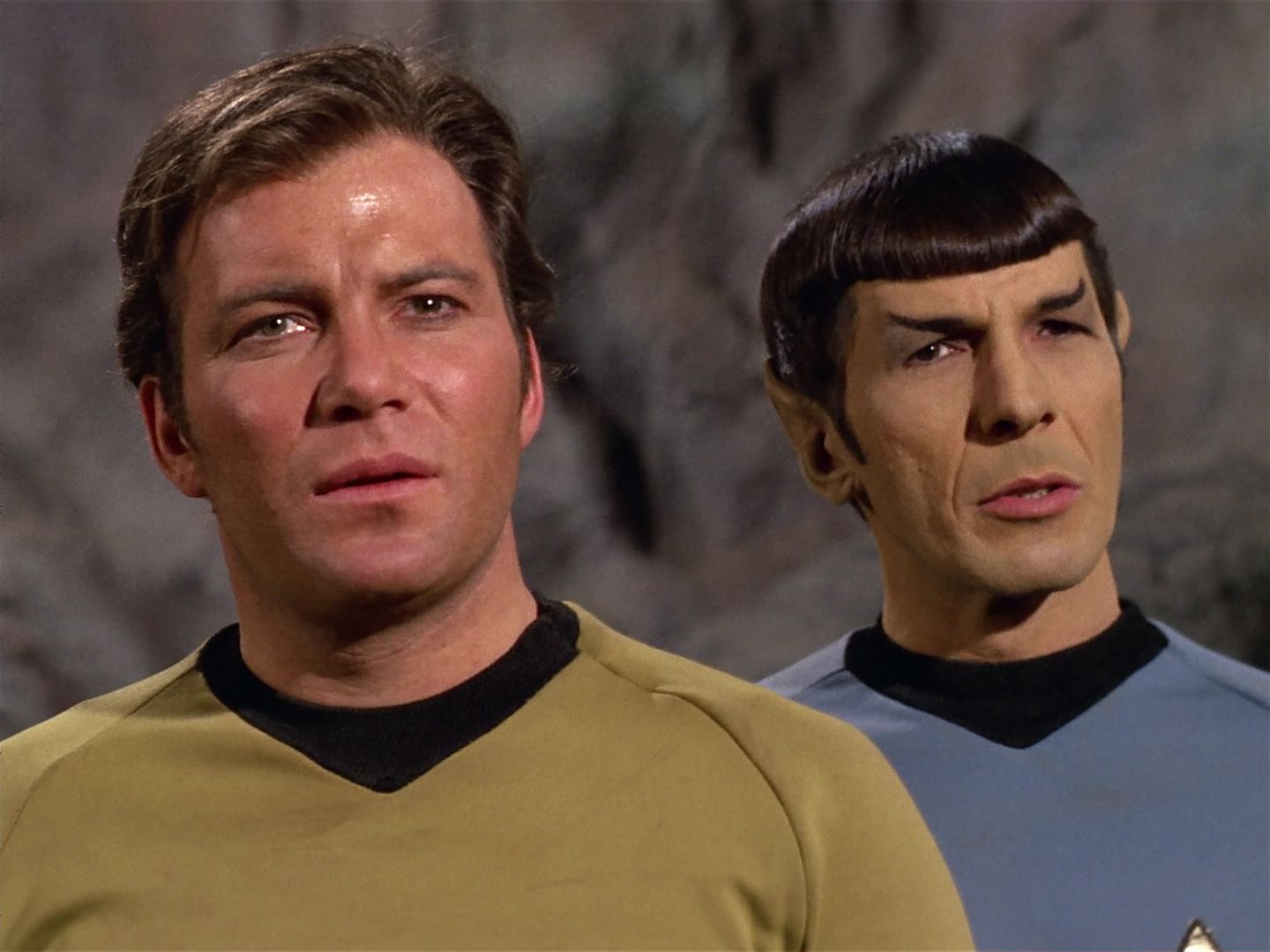 ariane179254_StarTrek_3x21_TheCloudMinders_0423.jpg
