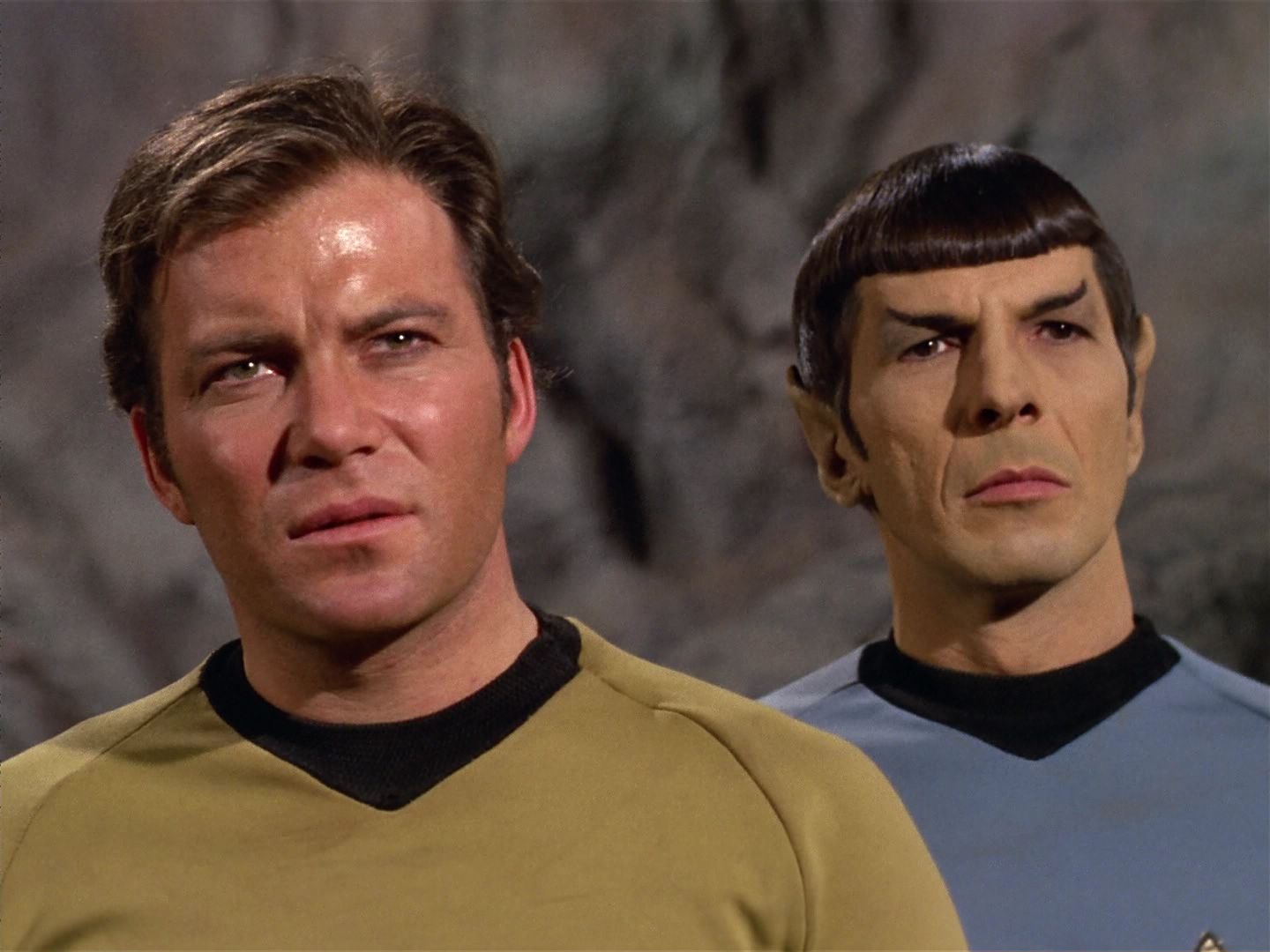 ariane179254_StarTrek_3x21_TheCloudMinders_0445.jpg