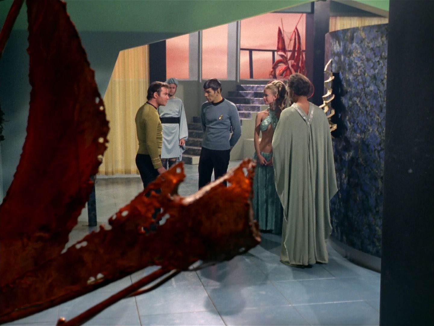 ariane179254_StarTrek_3x21_TheCloudMinders_0649.jpg