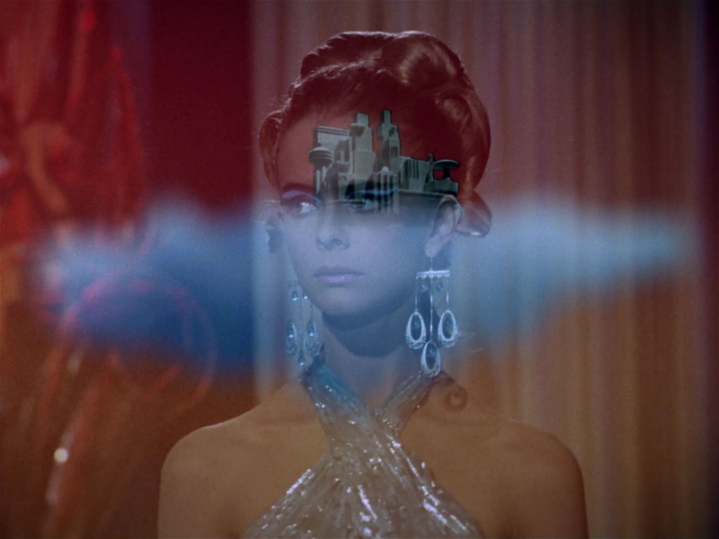 ariane179254_StarTrek_3x21_TheCloudMinders_0838.jpg