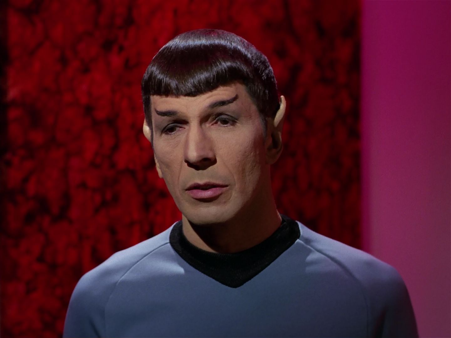 ariane179254_StarTrek_3x21_TheCloudMinders_0947.jpg