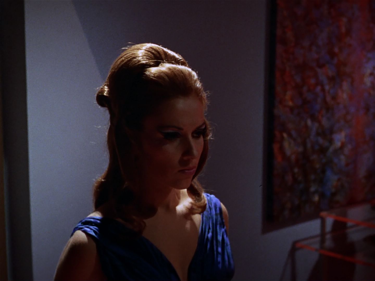 ariane179254_StarTrek_3x21_TheCloudMinders_0996.jpg