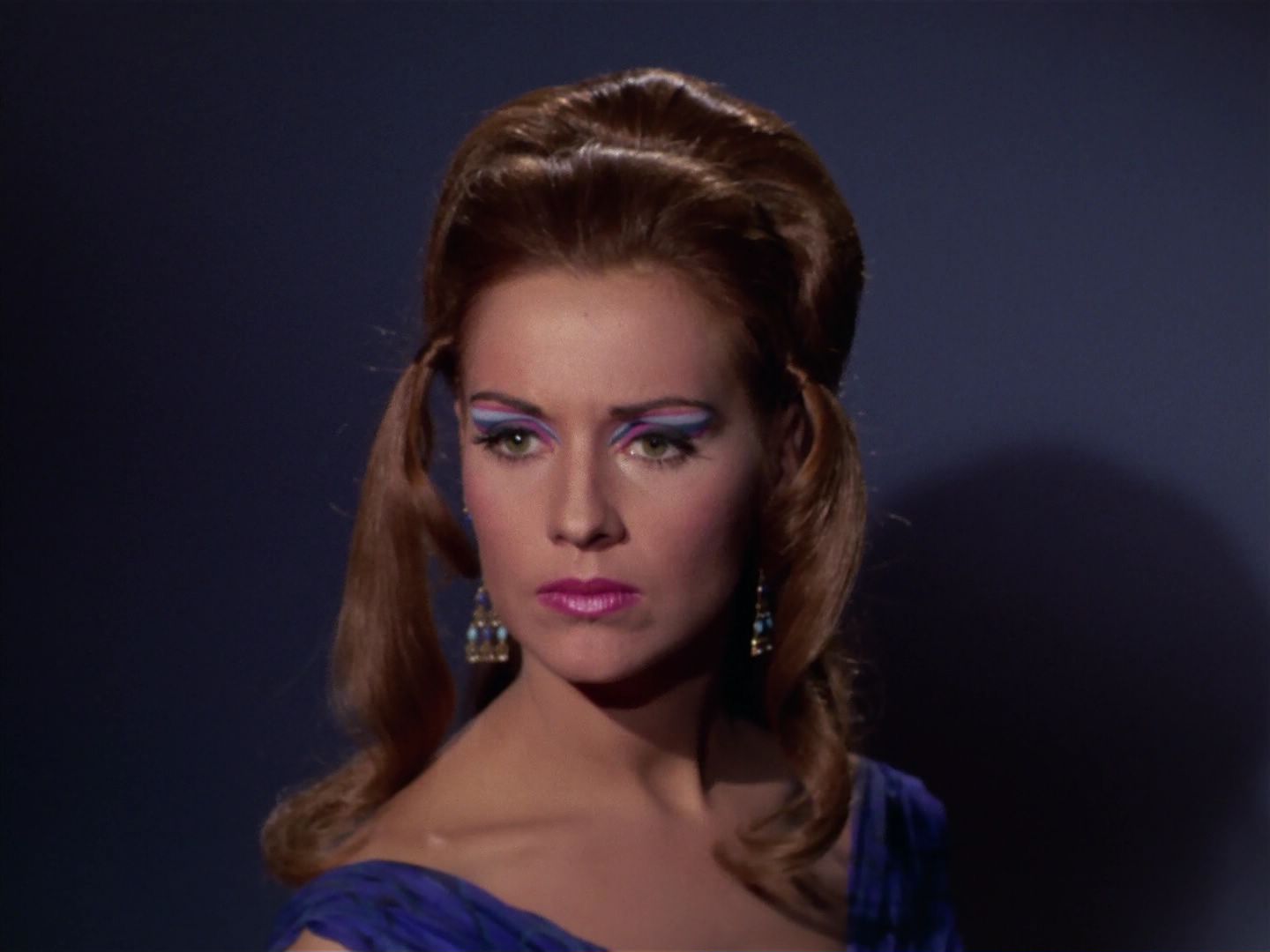 ariane179254_StarTrek_3x21_TheCloudMinders_1283.jpg