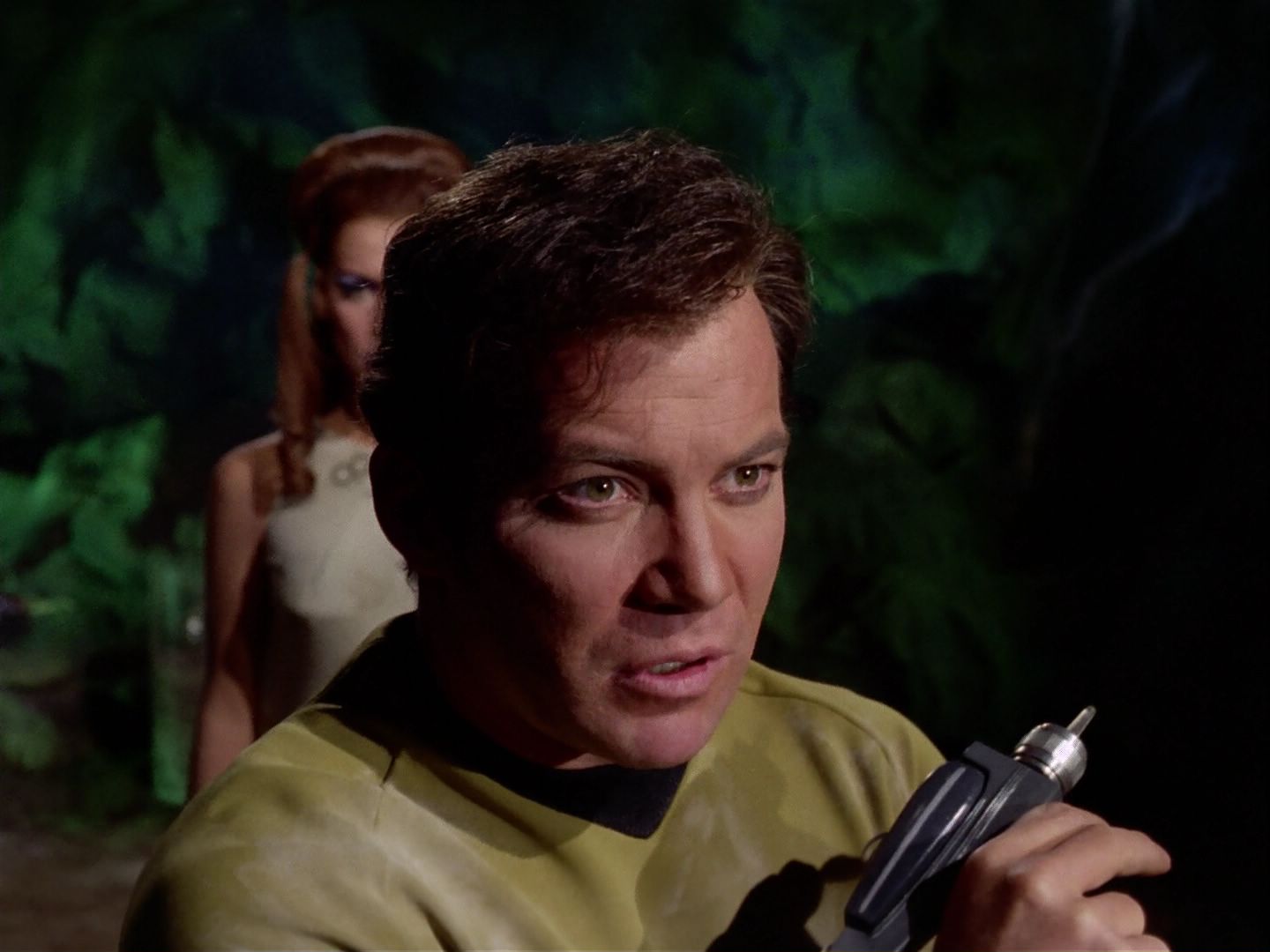 ariane179254_StarTrek_3x21_TheCloudMinders_2880.jpg