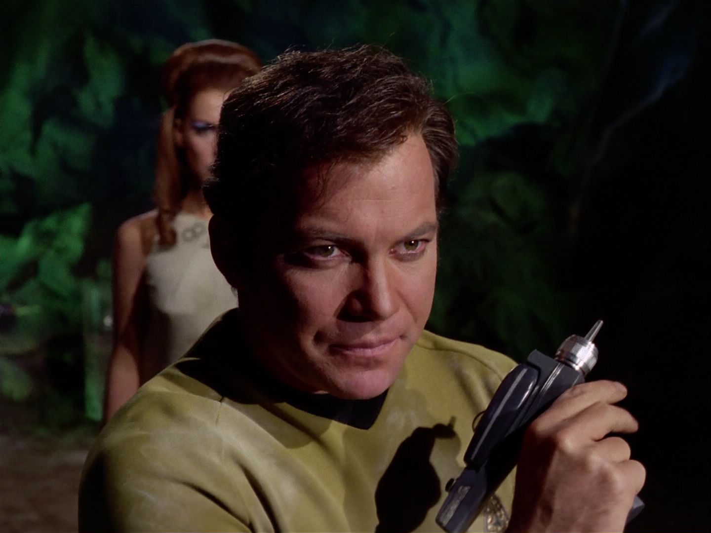 ariane179254_StarTrek_3x21_TheCloudMinders_2891.jpg