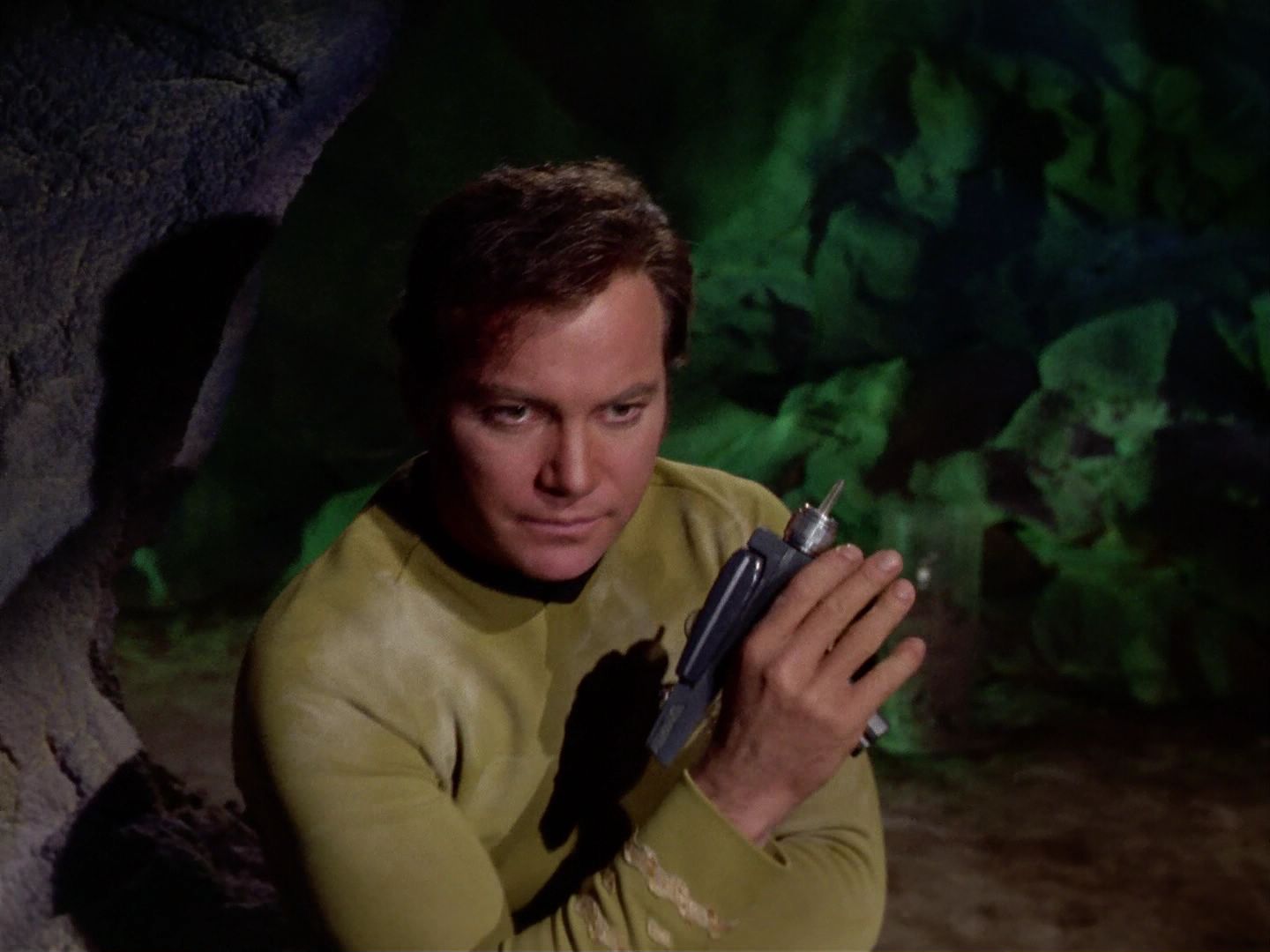 ariane179254_StarTrek_3x21_TheCloudMinders_2909.jpg