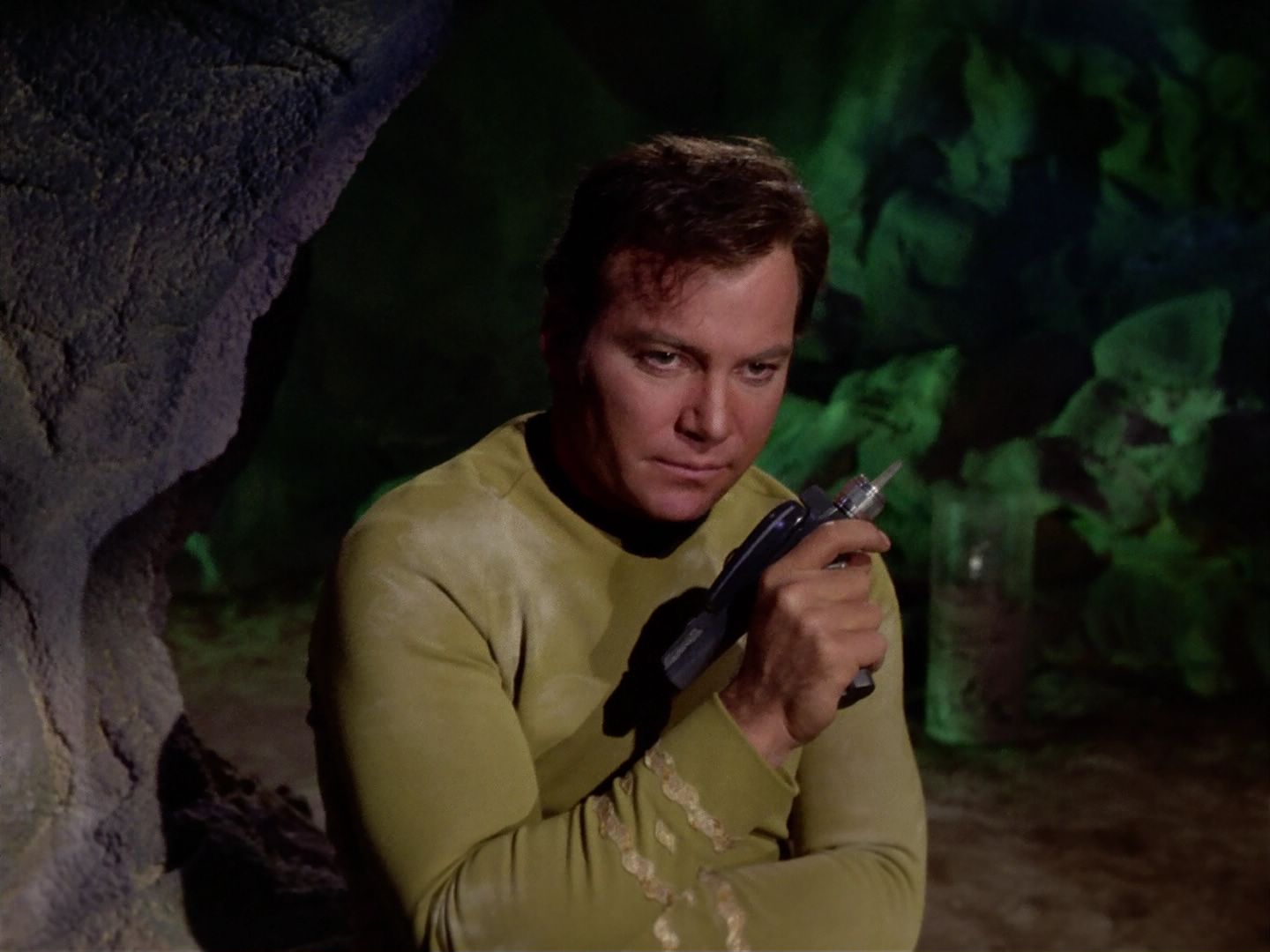 ariane179254_StarTrek_3x21_TheCloudMinders_2913.jpg