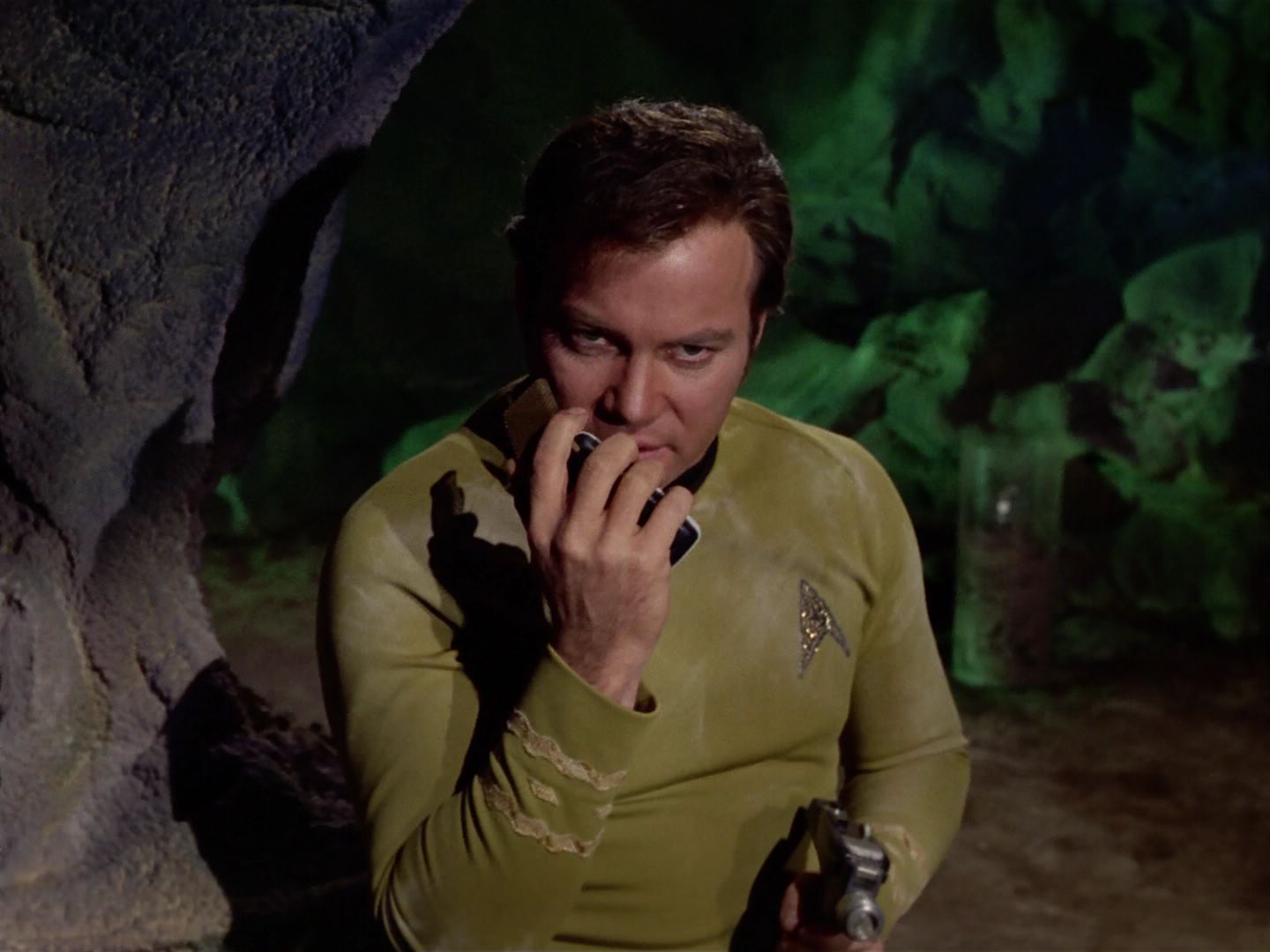ariane179254_StarTrek_3x21_TheCloudMinders_2928.jpg