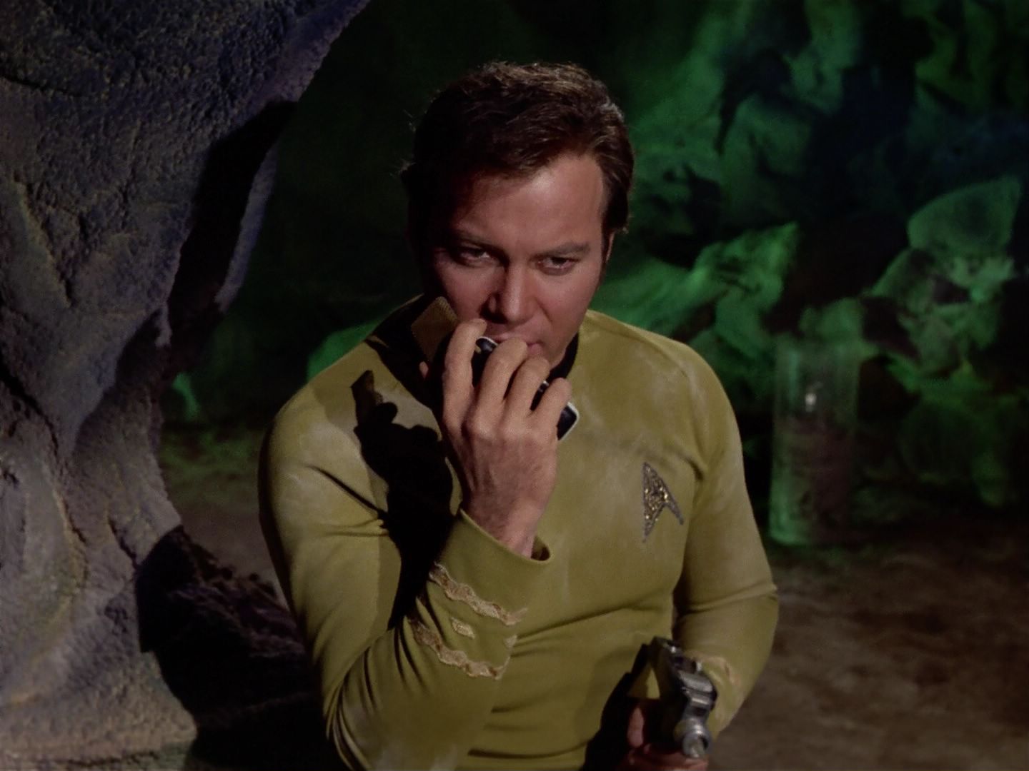 ariane179254_StarTrek_3x21_TheCloudMinders_2931.jpg
