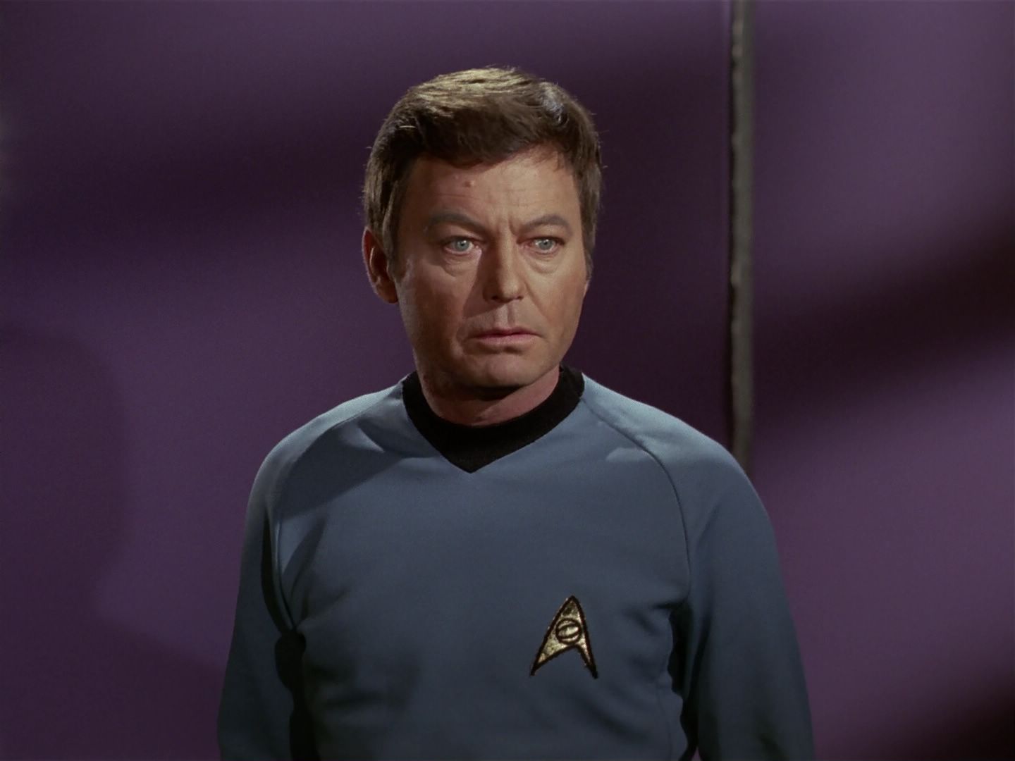 ariane179254_StarTrek_3x21_TheCloudMinders_3127.jpg