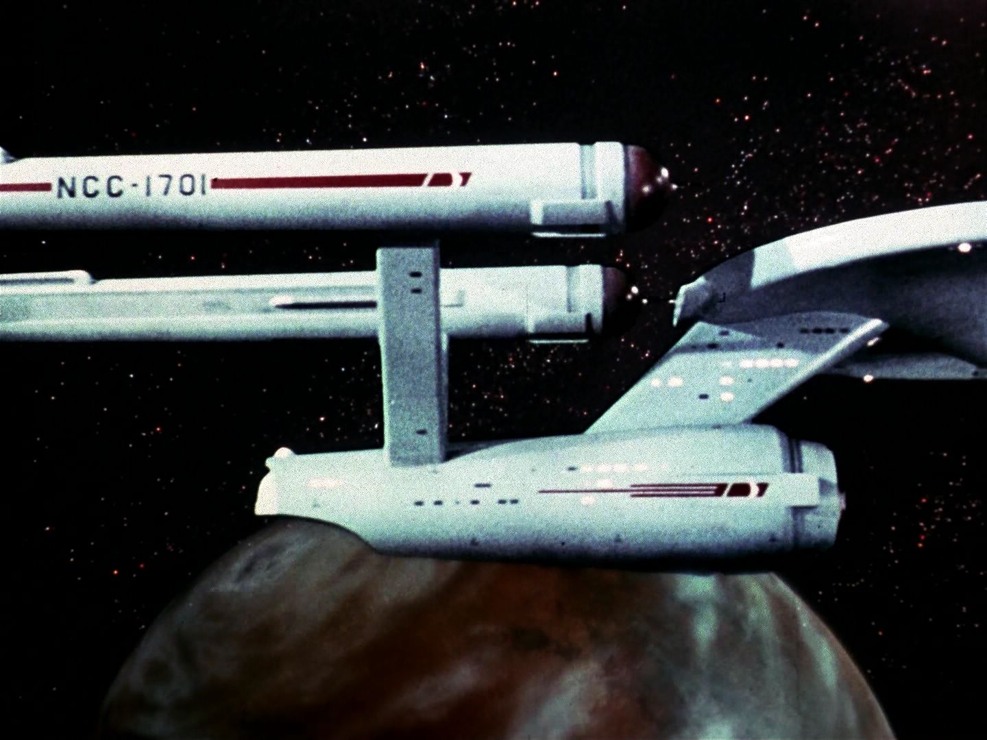 ariane179254_StarTrek_3x21_TheCloudMinders_3397.jpg