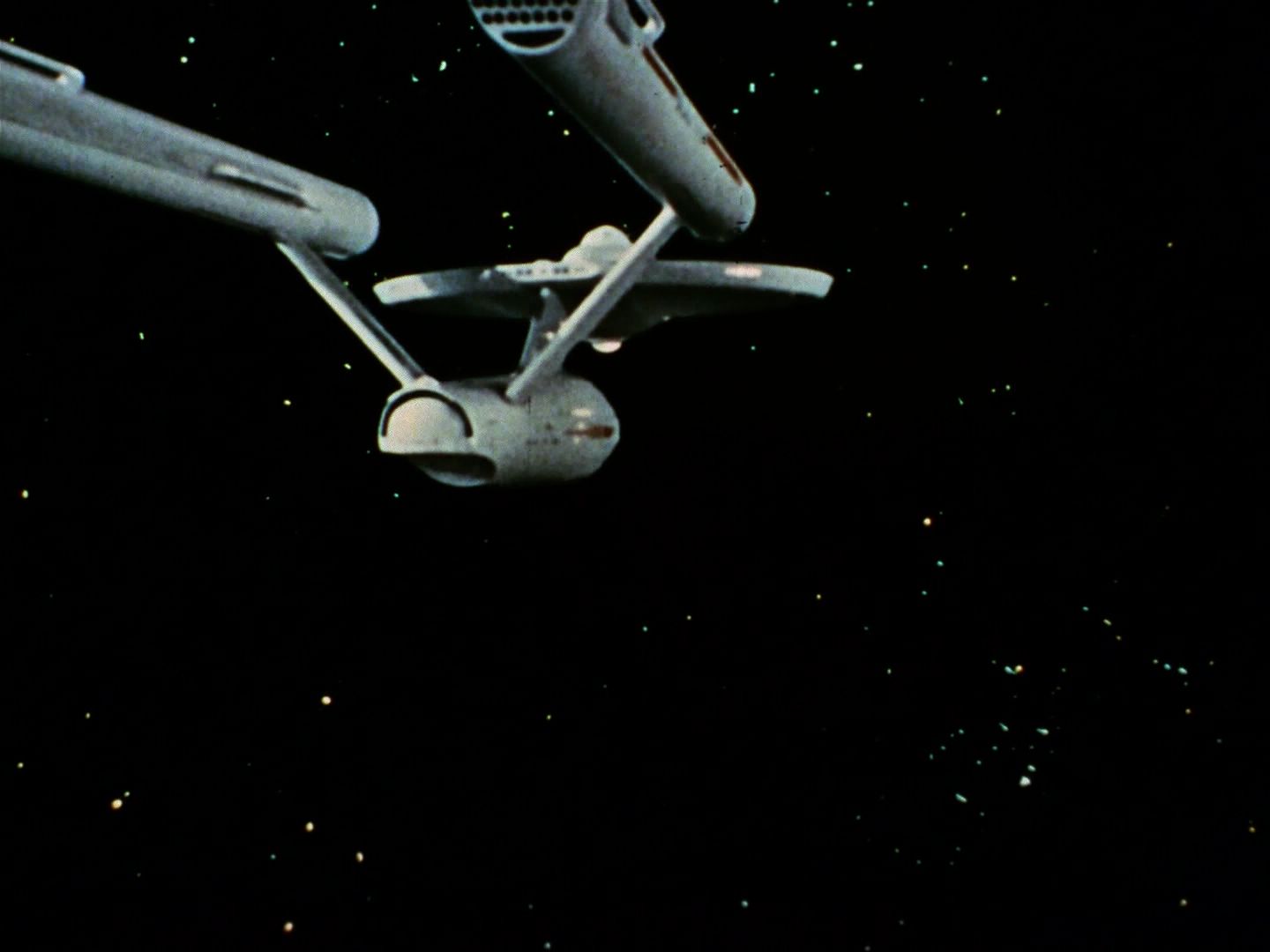 ariane179254_StarTrek_3x21_TheCloudMinders_3406.jpg