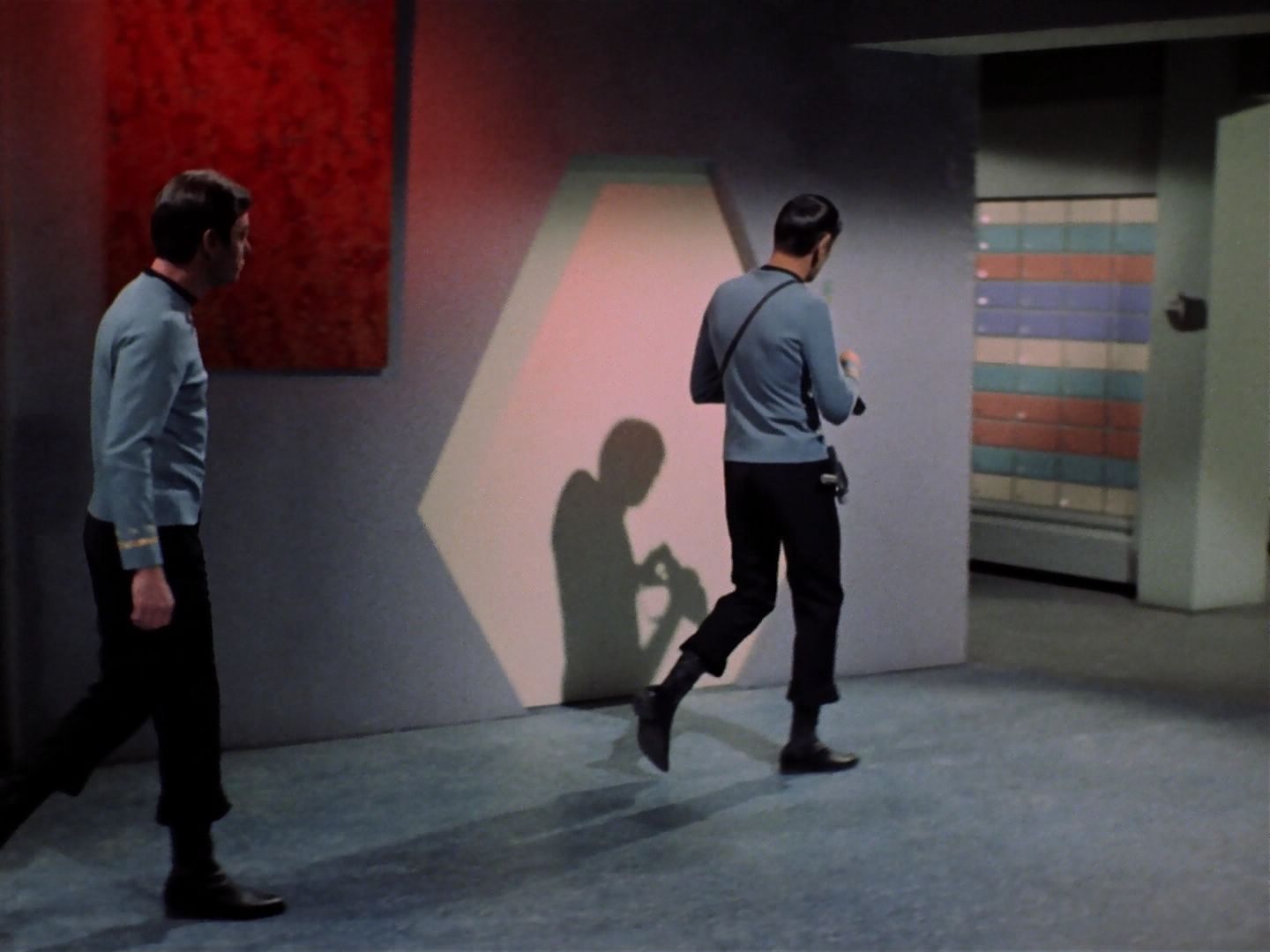 ariane179254_StarTrek_3x23_AllOurYesterdays_0054.jpg