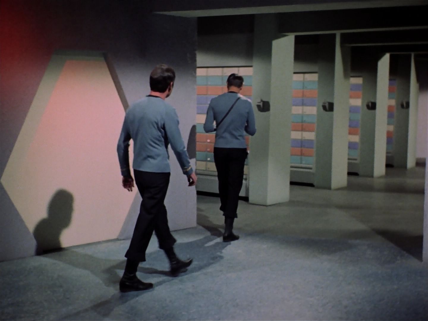 ariane179254_StarTrek_3x23_AllOurYesterdays_0056.jpg