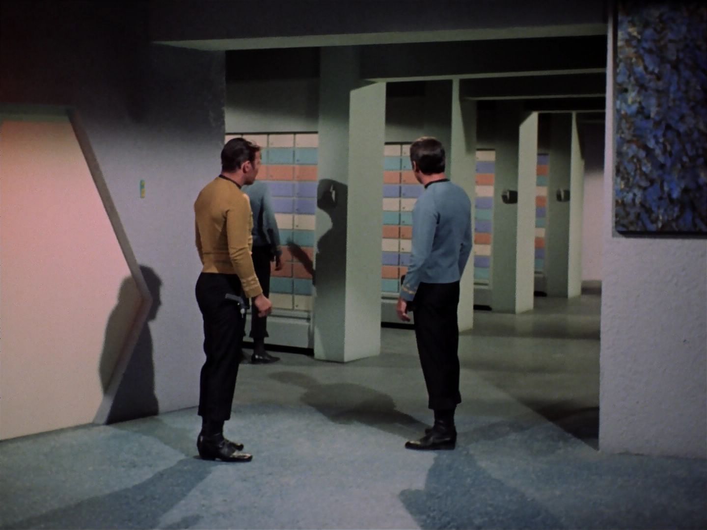 ariane179254_StarTrek_3x23_AllOurYesterdays_0064.jpg