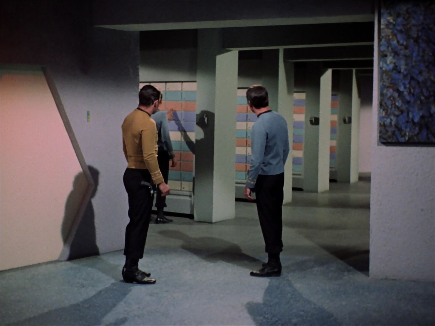 ariane179254_StarTrek_3x23_AllOurYesterdays_0065.jpg