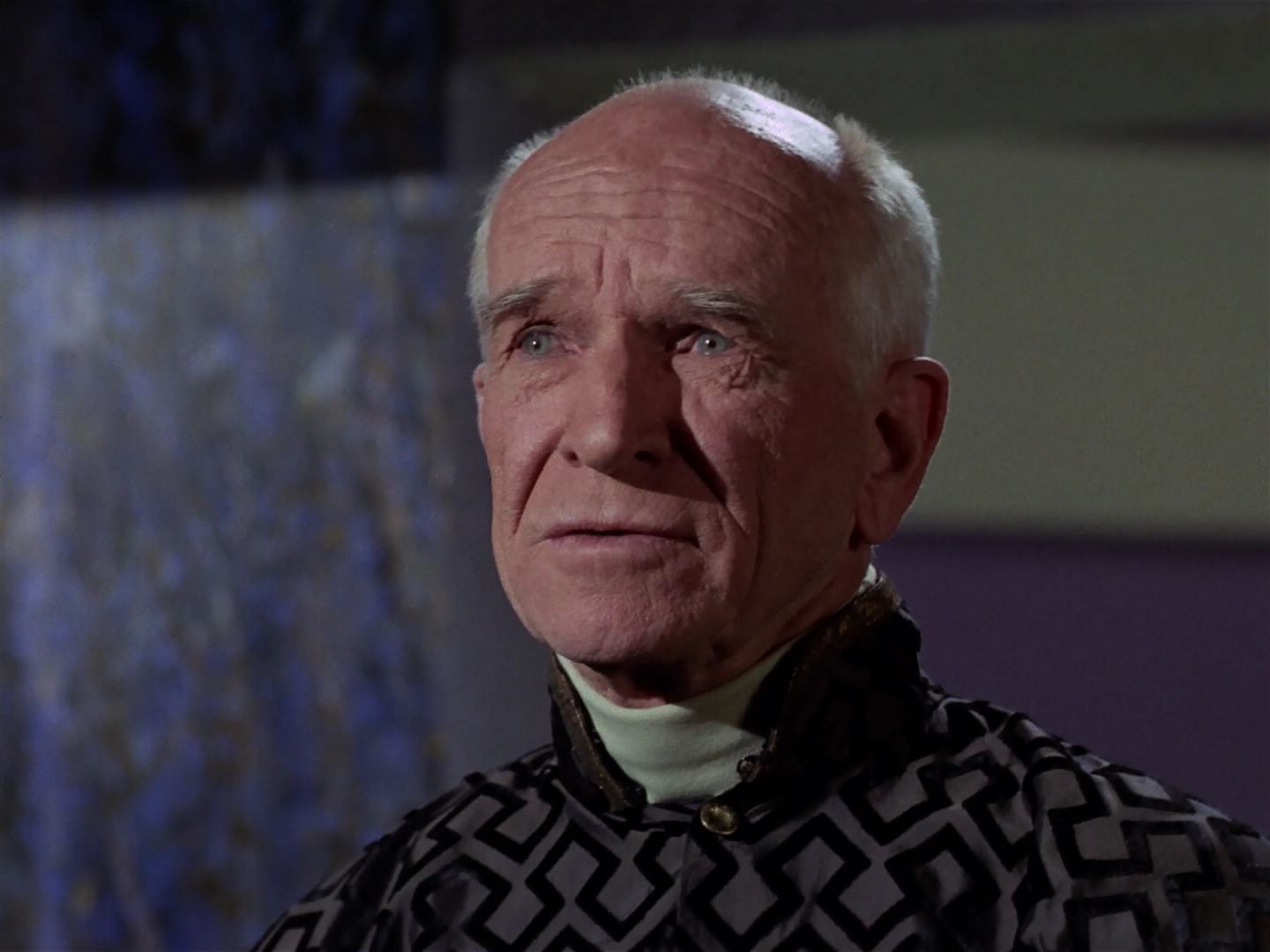 ariane179254_StarTrek_3x23_AllOurYesterdays_0094.jpg