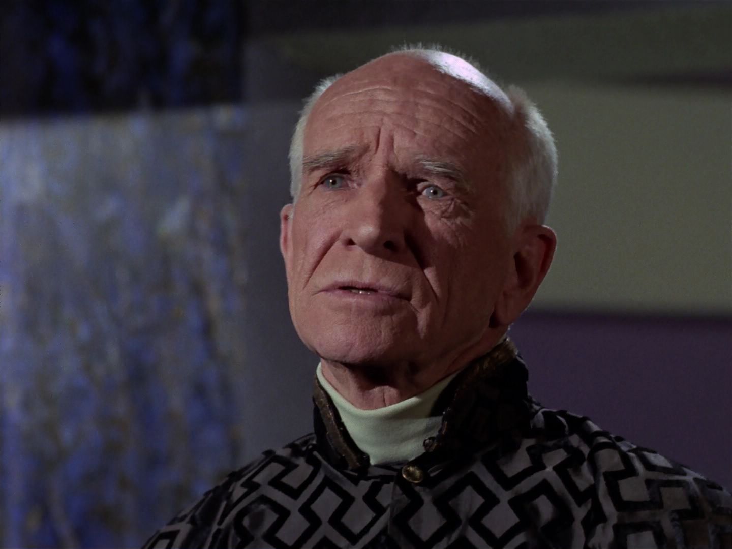 ariane179254_StarTrek_3x23_AllOurYesterdays_0101.jpg