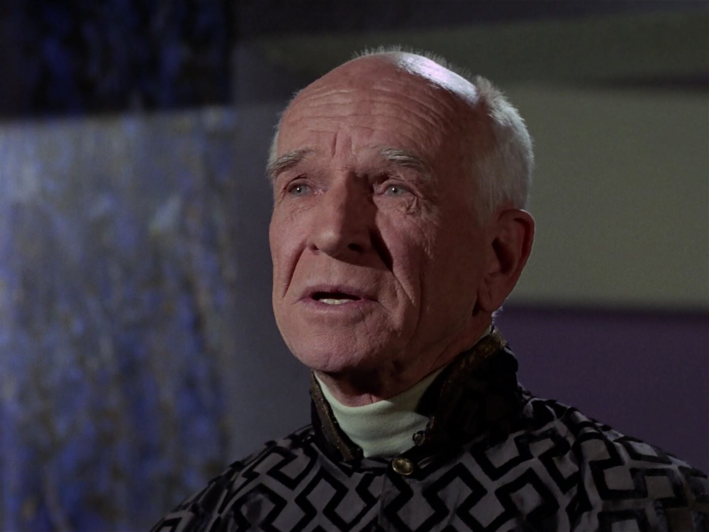ariane179254_StarTrek_3x23_AllOurYesterdays_0123.jpg