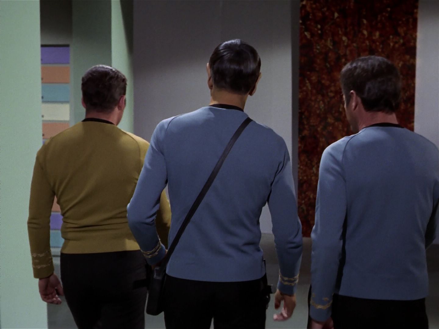 ariane179254_StarTrek_3x23_AllOurYesterdays_0136.jpg