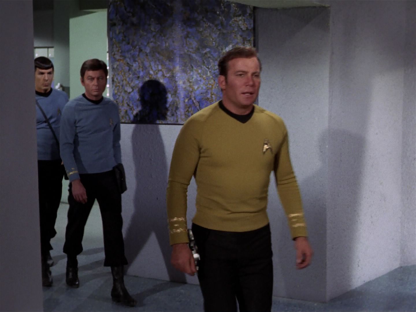 ariane179254_StarTrek_3x23_AllOurYesterdays_0183.jpg