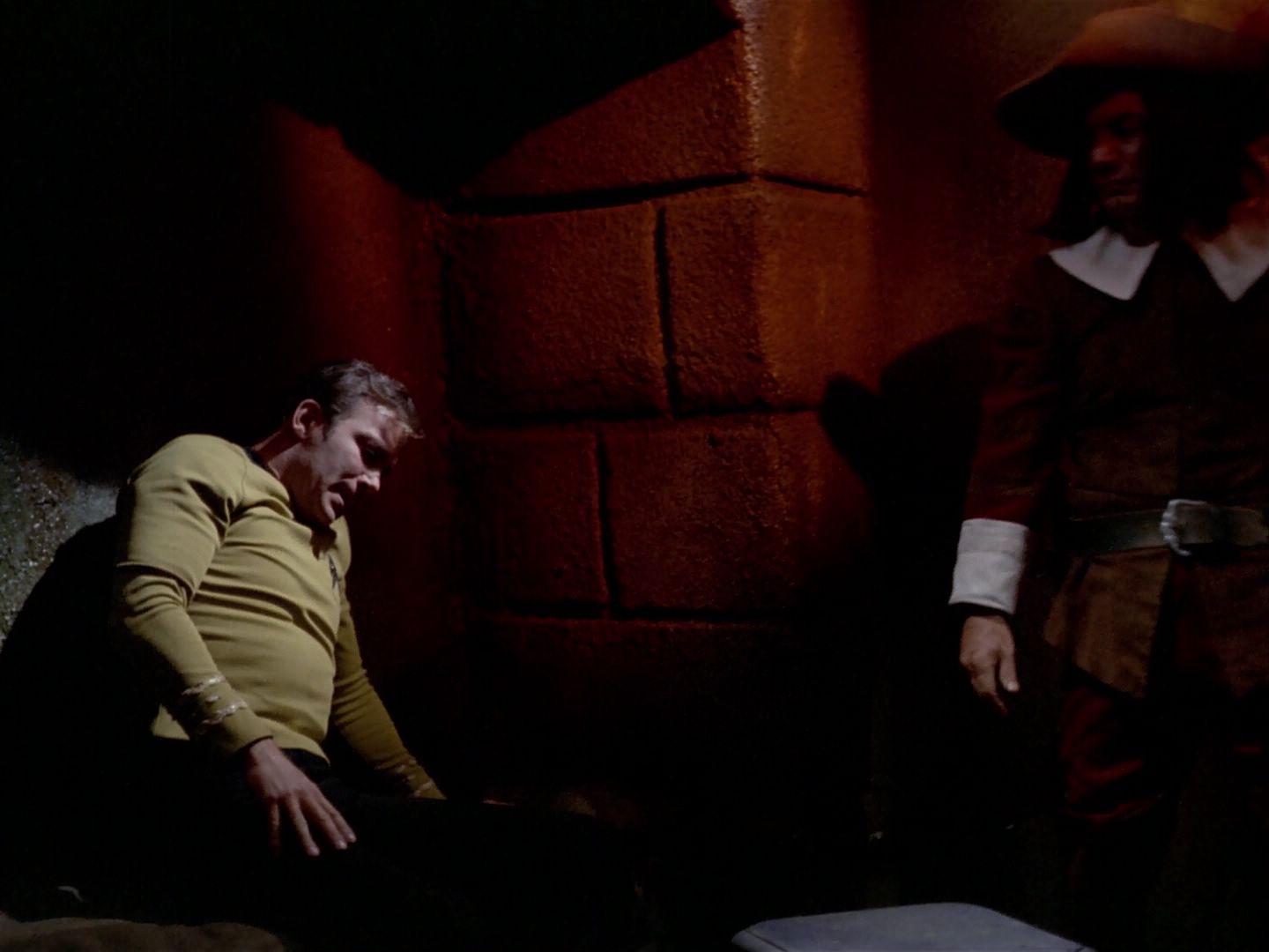 ariane179254_StarTrek_3x23_AllOurYesterdays_1263.jpg