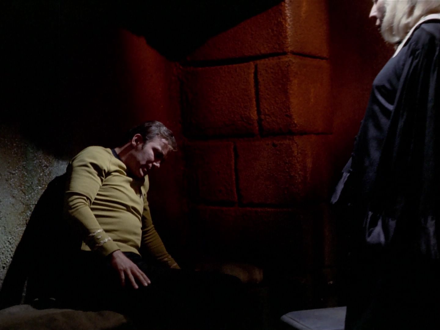 ariane179254_StarTrek_3x23_AllOurYesterdays_1265.jpg