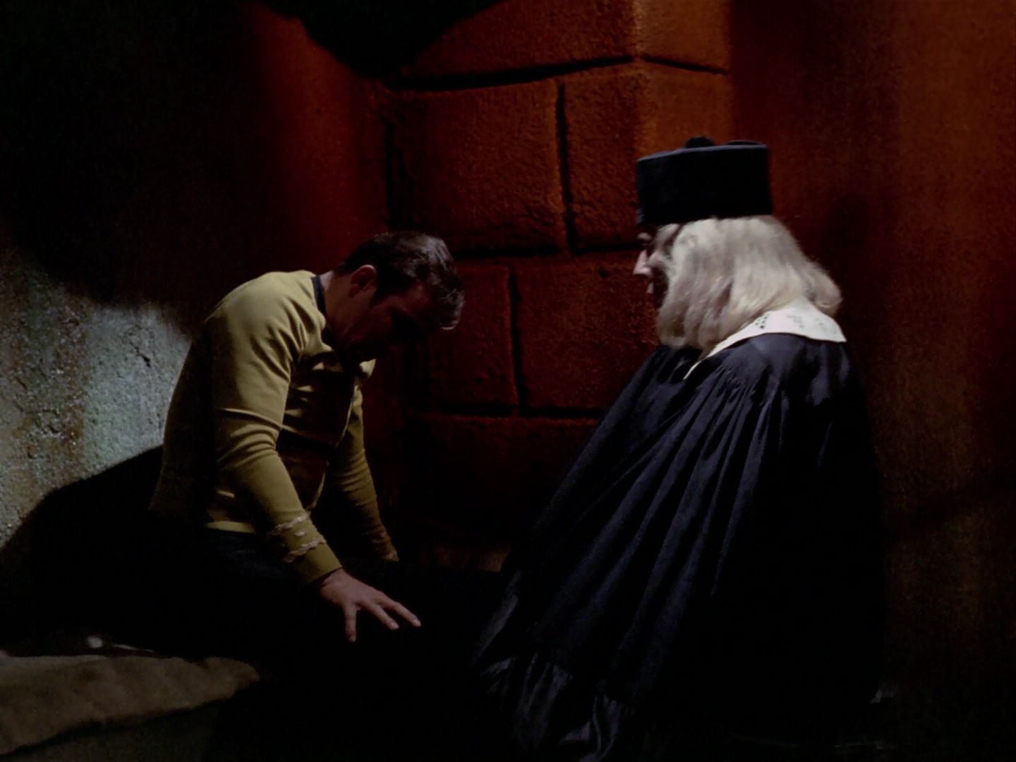 ariane179254_StarTrek_3x23_AllOurYesterdays_1269.jpg