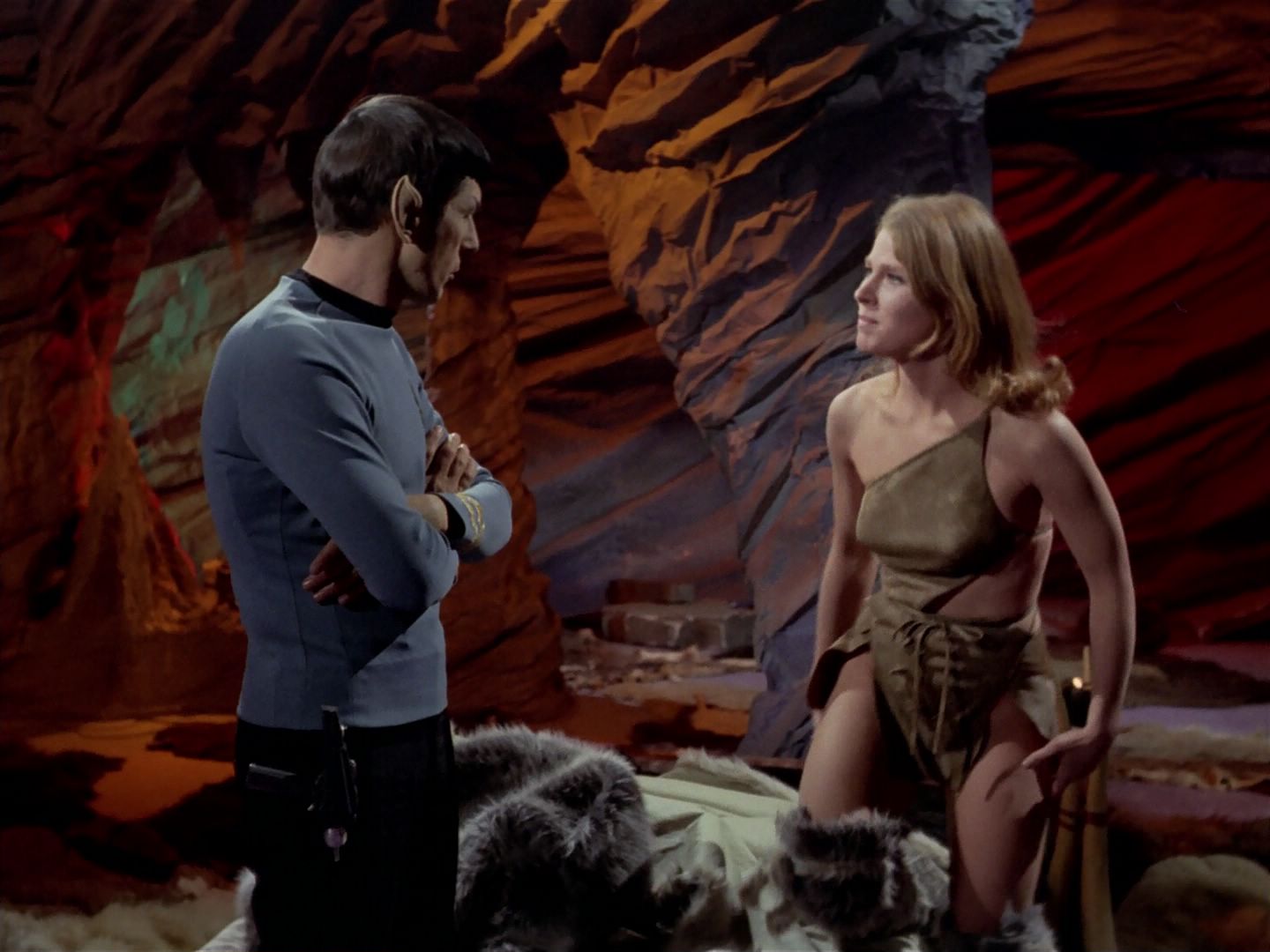 ariane179254_StarTrek_3x23_AllOurYesterdays_1538.jpg