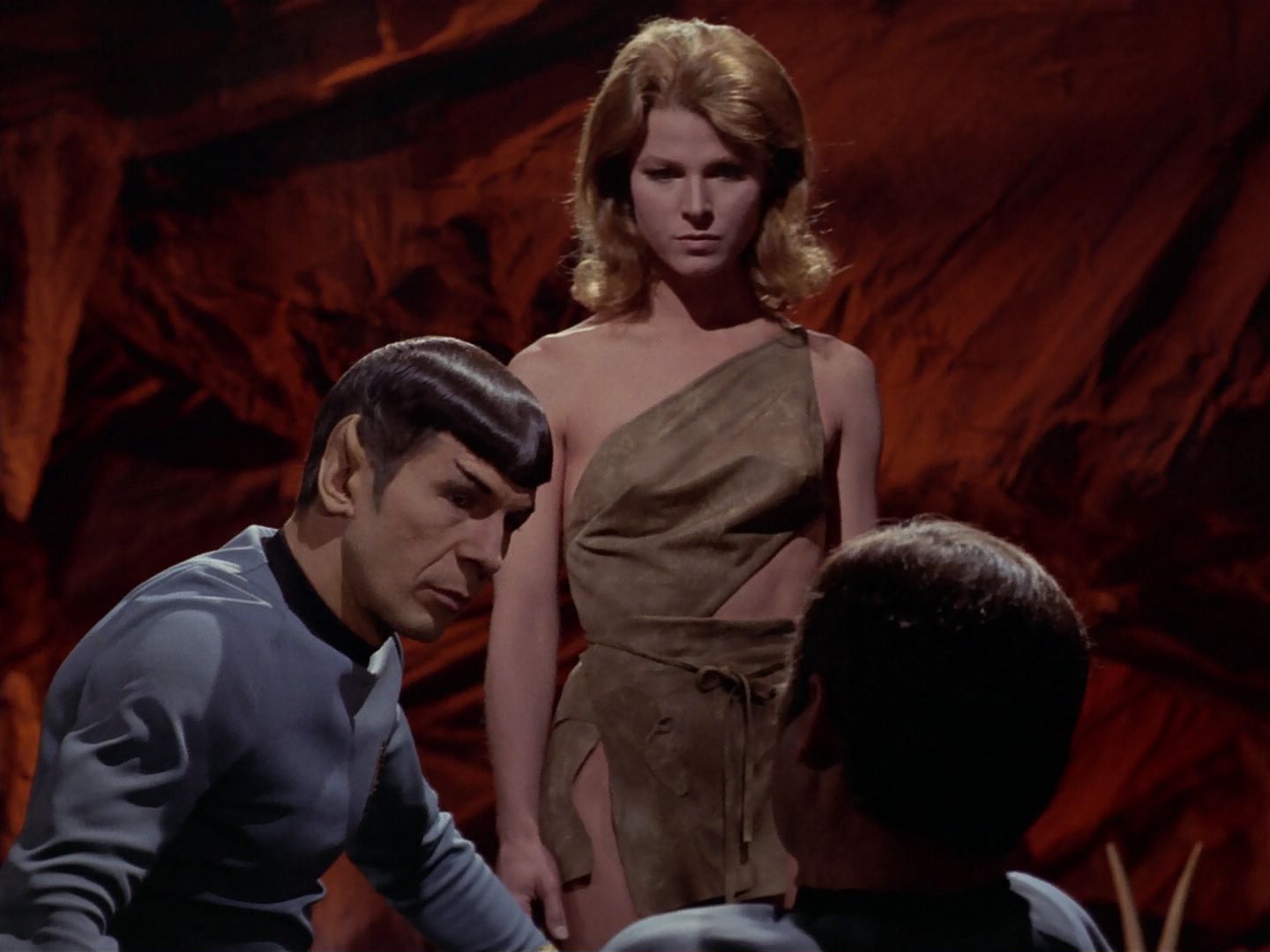 ariane179254_StarTrek_3x23_AllOurYesterdays_1777.jpg