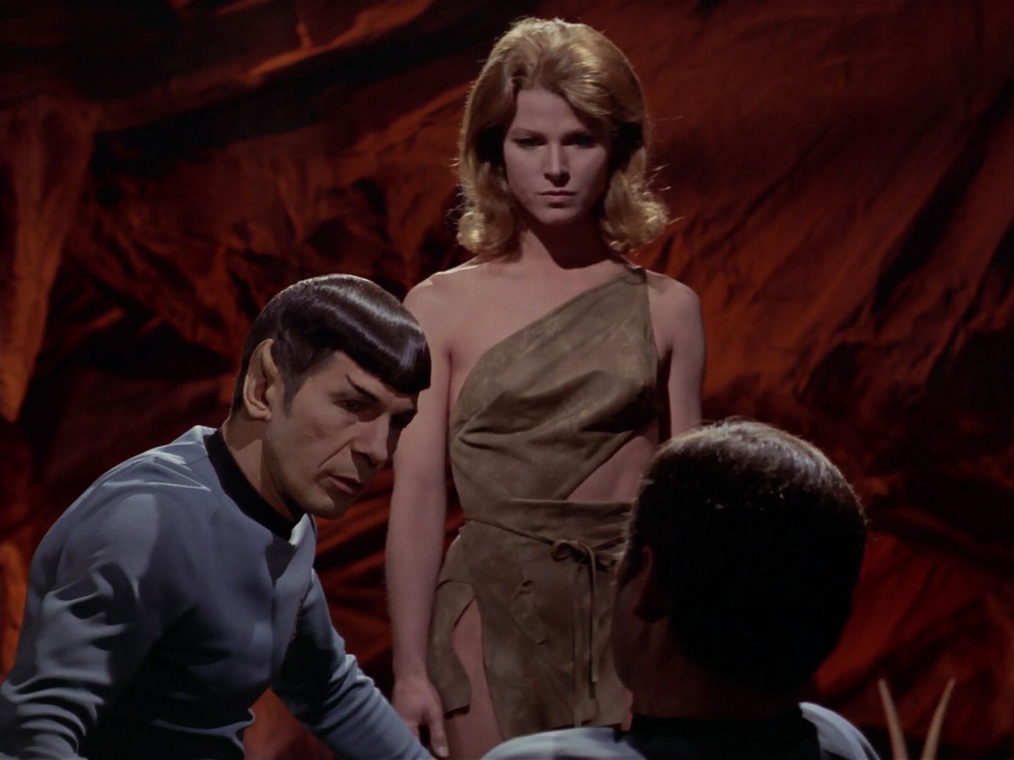 ariane179254_StarTrek_3x23_AllOurYesterdays_1778.jpg
