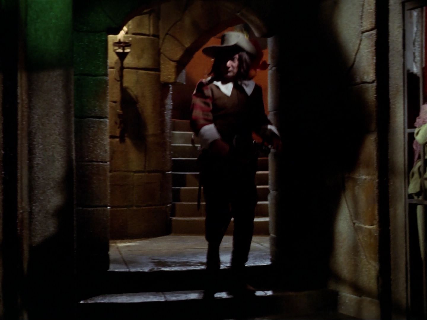 ariane179254_StarTrek_3x23_AllOurYesterdays_1812.jpg
