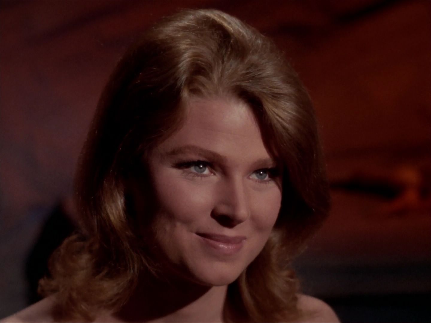 ariane179254_StarTrek_3x23_AllOurYesterdays_2581.jpg
