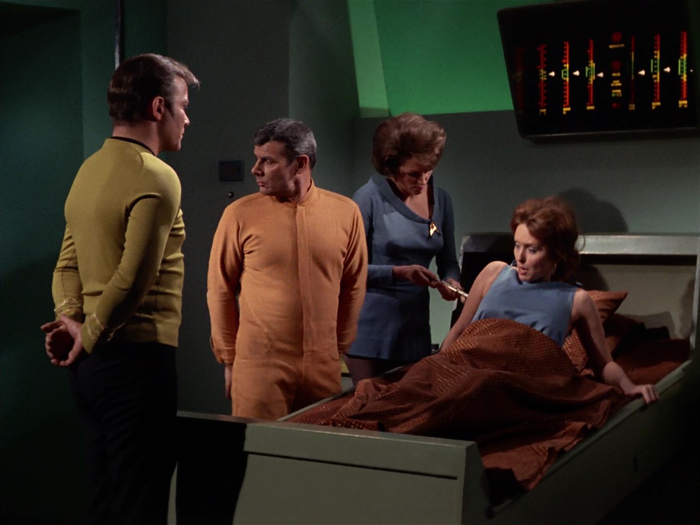 ariane179254_StarTrek_3x24-TurnaboutIntruder_0843.jpg