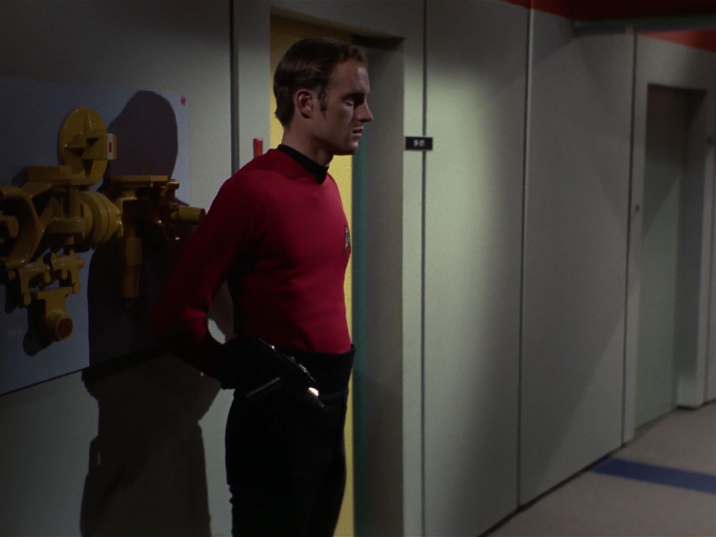 ariane179254_StarTrek_3x24-TurnaboutIntruder_1745.jpg